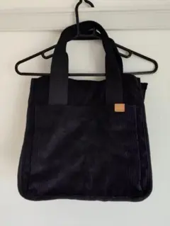 【ikka】コーデュロイビックトートバッグ 　ブラック（５日までの出品です）のサムネイル