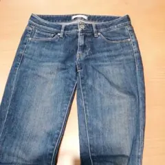 ユニクロ　レディースデニムパンツ