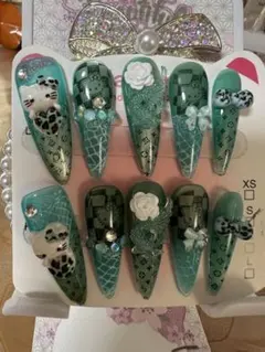 1点のみハローキティデザイン ネイルチップ Sサイズ