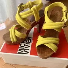 MICHEL VIVIEN ミッシェルヴィヴィアン ヒール　ストラップ　サンダルのサムネイル