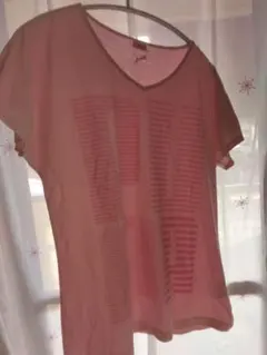 プーマ Vネック 半袖Tシャツ ピンク