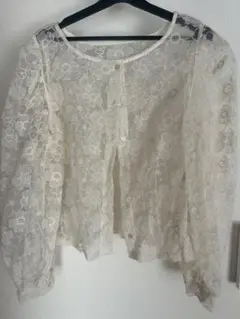アイボリー レース パフスリーブ シャツ