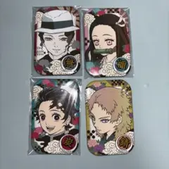 鬼滅の刃　缶バッチ　４点セット