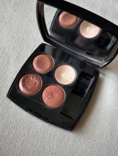 CHANEL レ キャトル オンブル 372 ブーケ アンブレ