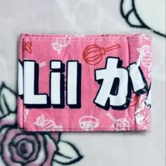 Item thumbnail for item 207fda4d-d8cd-47f3-844f-76a40c3bad89