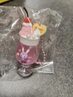 ナルミヤキャラクターズ　クリームソーダマスコット　ベリエちゃん