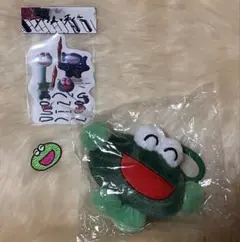 最後の手段 カエルぬいぐるみキーホルダー&ステッカー&ワッペンセット