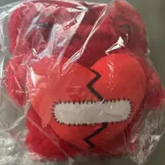 完売品　新品　未開封　ファグラー　赤いハート型ぬいぐるみ