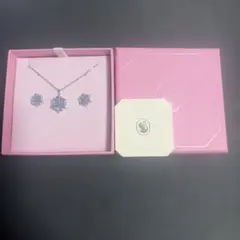 スワロフスキー　水色 ネックレス ピアス　セット