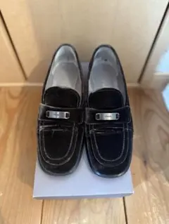 PRADA プラダ ベロア ローファー ブラウンのサムネイル