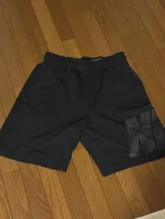 NIKE ハーフパンツ　メンズ S