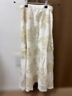 rienda 花柄スカート