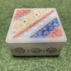 バートドヴェール小物入れ
