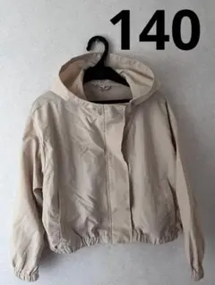 R-29　新品タグ付きトップバリュフード付きマウンテンパーカー　 花粉対策