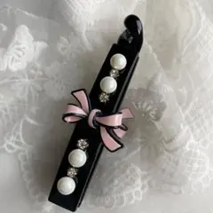 リボン　パール　ビジュー　大人可愛い　バナナクリップ／ピンク