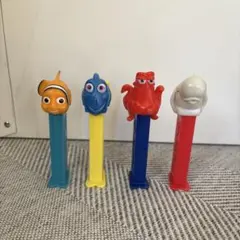 PEZ《ファインディングドリー》4体セット
