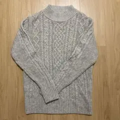 グレー ケーブルニットセーター L