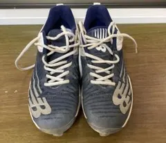 New Balance ネイビー スパイクシューズ