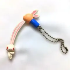 汎用うさぎ　ストラップ　ホワイト　平成レトロ　めじるしチャーム