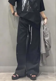 ずんこ様　LASUD美シルエットスタッズ切り替えスウェットパンツのサムネイル