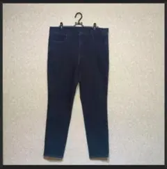 UNIQLO　ウルトラストレッチジーンズ　ダークブルー　W86.5cm