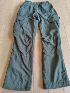 ユニクロ　キッズ 軽量カーゴパンツ Lサイズ 135〜145cm