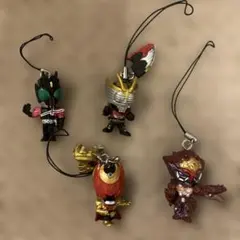 仮面ライダー フィギュア型ストラップ 4個セット