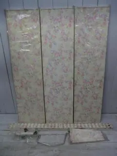 昭和レトロ／ヴィンテージ 当時物 未使用品 花柄スチールラック J12663