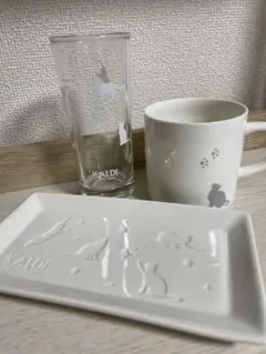 KALDI カルディ　ねこの日バック　マグカップ　グラス　お皿　食器セット　ねこ