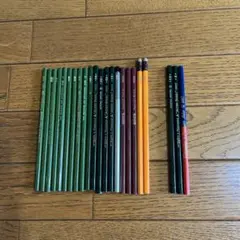 トンボHB鉛筆 20本、B鉛筆1本、2H鉛筆１本、赤青鉛筆１本