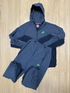 【美品】NIKE テック ウィンドランナー SETUP