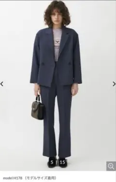moussy フレアストレートパンツのサムネイル