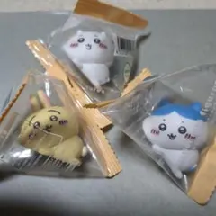 ちいかわ インテリアミニフィギュア 3点セット　寝そべり　ハチワレ　うさぎ