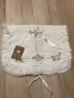 新品未使用ワコール　ダンルサロン　ホワイトレース　ランジェリーケース