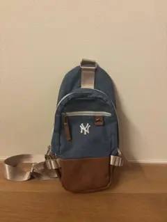 NY ニューヨークヤンキース　バッグ　ウエストポーチ　ショルダーバッグ　皮