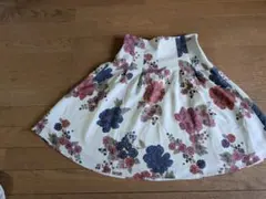 MIIA花柄フレアスカート