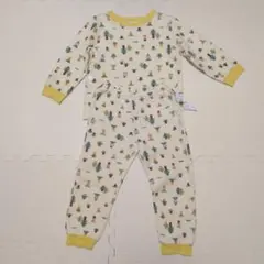 UNIQLO　ディズニー　くまのプーさん パジャマ 110