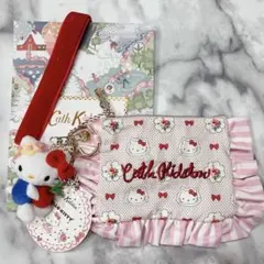 【新品】Cath Kidston × Hello Kitty ティッシュポーチ