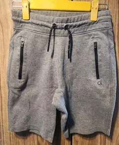 GapFit キッズグレー ハーフパンツ L/140cm