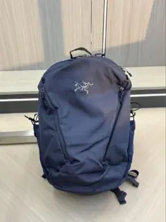 Arc'teryx Mantis 26ダークネイビー 未使用タグなしのサムネイル