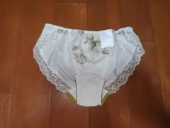 ワコール　ウイング　レシアージュ　M　新品
