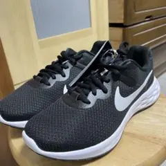 新品　タグ付き　 Nike レディーススニーカー　23cm