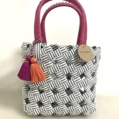 Item thumbnail for item 5032b169-5c67-4b9f-b73e-a1b725434b0f