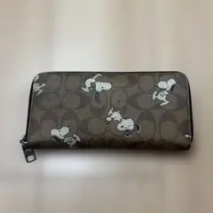 長財布　コーチ　スヌーピー　SNOOPY COACHのサムネイル