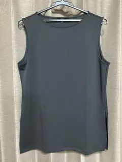 UNIQLO ノースリーブ シャツ 黒　L