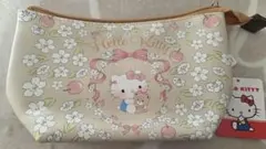 ハローキティ　ポーチ