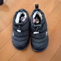 THE NORTH FACE キッズシューズ ブラック （名前入り）