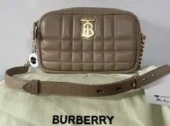 未使用　BURBERRY TBロゴ キルティング ショルダーバッグのサムネイル
