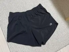 ニューバランス　ランニング　ジム　ショートパンツ