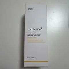 新品medicube KOJIC ACID TURMERIC TONER